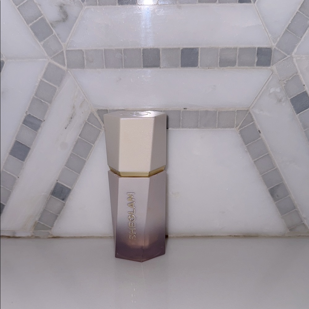 Glam Cream Highlighter Radiant Makeup Essential